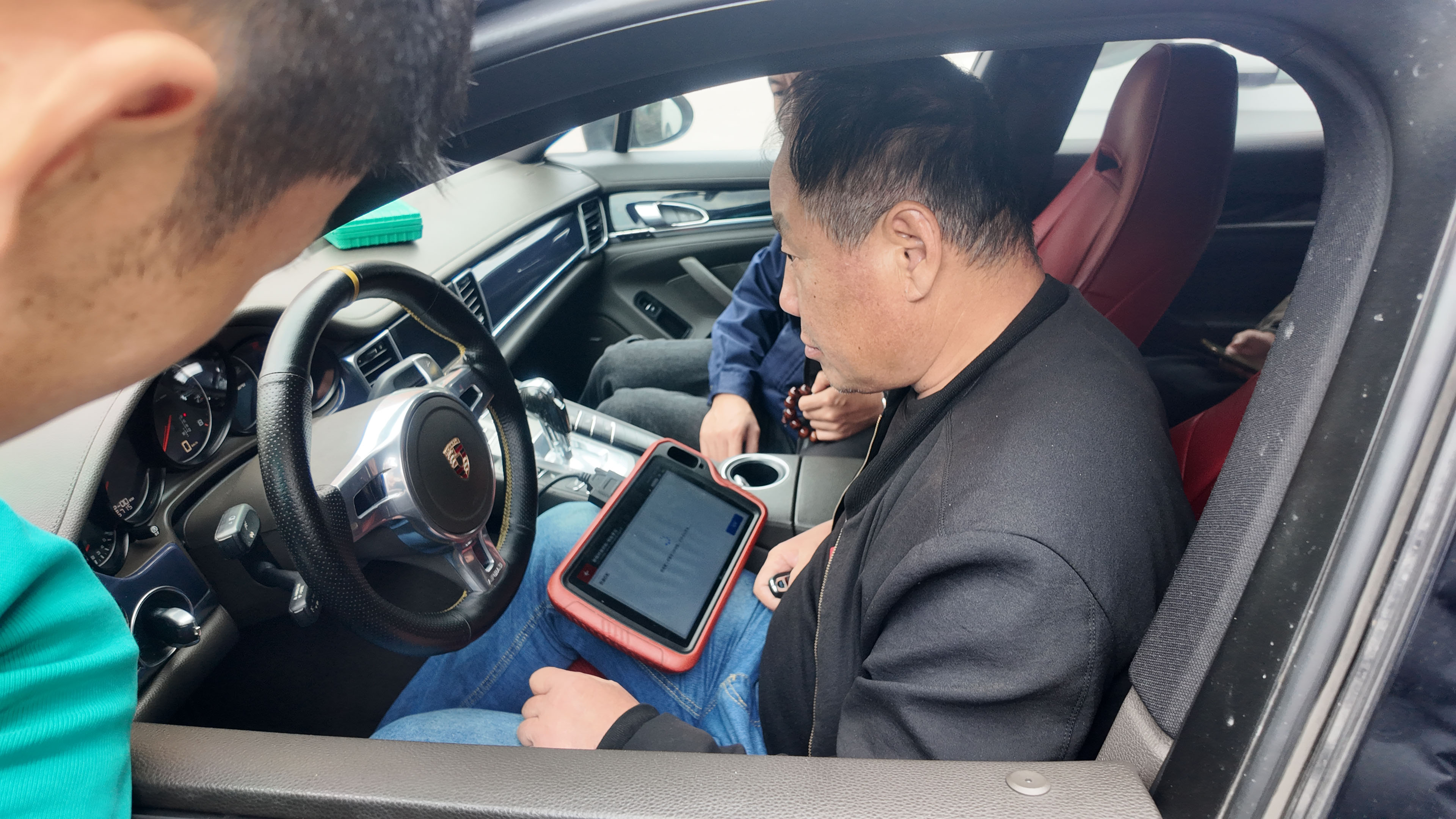 文章附图